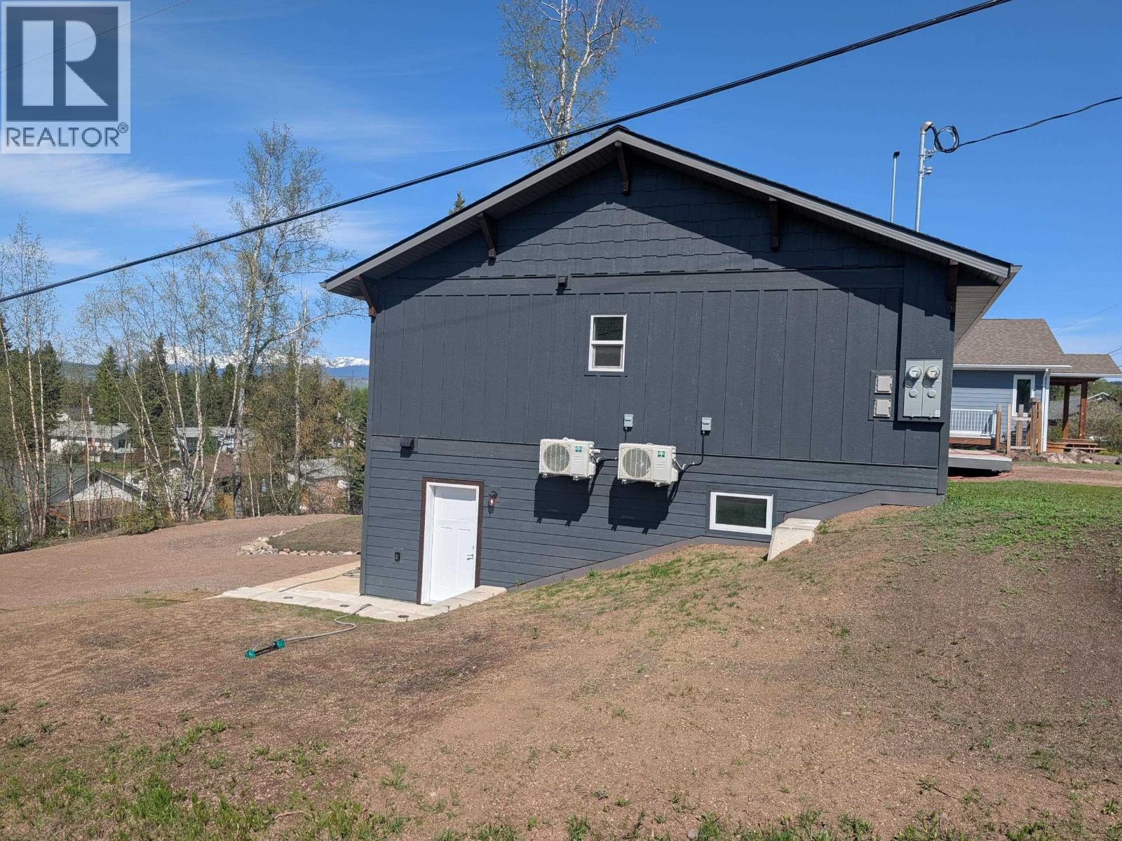 1498 Chestnut Street, Telkwa, British Columbia  V0J 2X0 - Photo 5 - R3077682