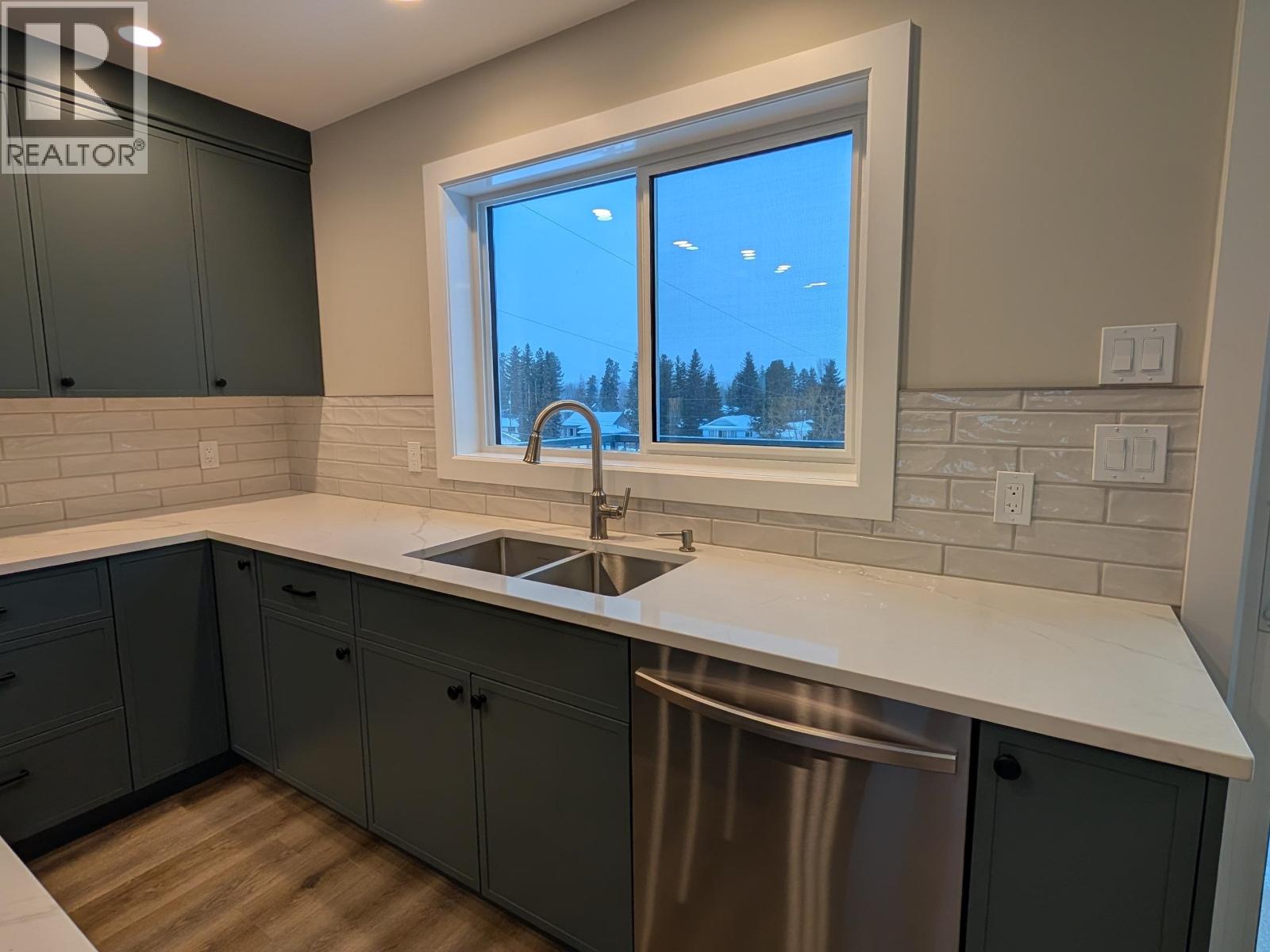1498 Chestnut Street, Telkwa, British Columbia  V0J 2X0 - Photo 9 - R3077682