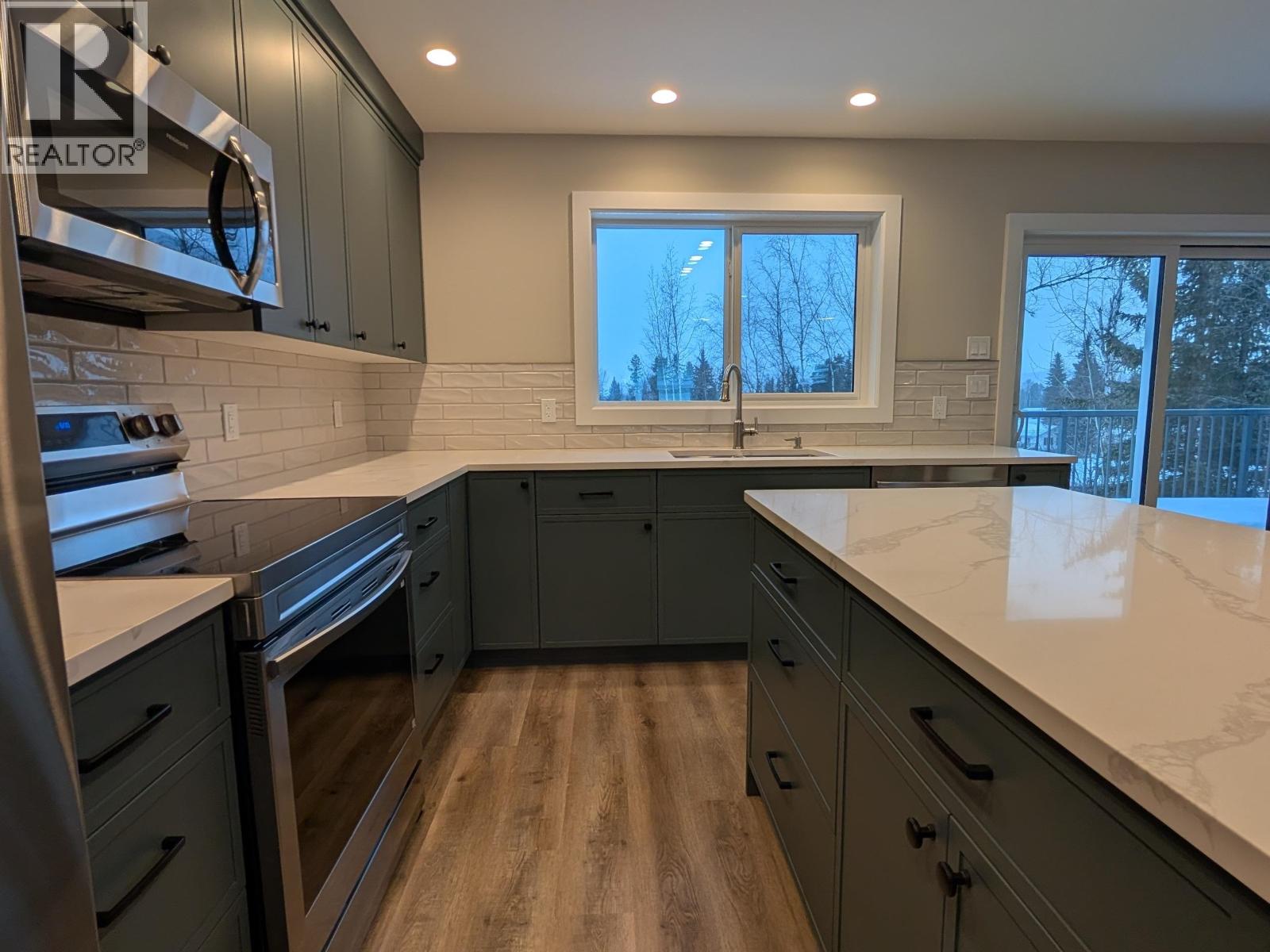 1498 Chestnut Street, Telkwa, British Columbia  V0J 2X0 - Photo 8 - R3077682