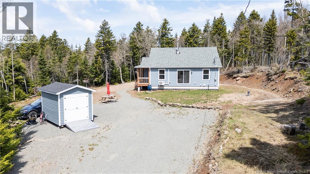 39 Chignecto Drive, Alma, New Brunswick  E4H 1V9 - Photo 4 - NB128904