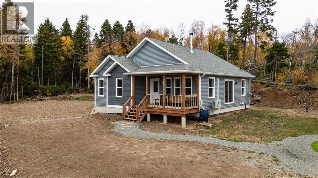 39 Chignecto Drive, Alma, New Brunswick  E4H 1V9 - Photo 3 - NB128904