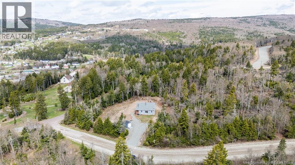39 Chignecto Drive, Alma, New Brunswick  E4H 1V9 - Photo 36 - NB128904