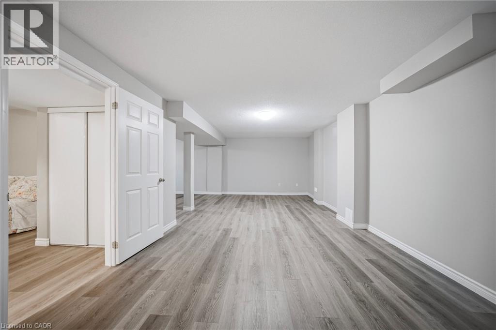 884 Stoutt Crescent, Milton, Ontario  L9T 7R1 - Photo 38 - 40830658