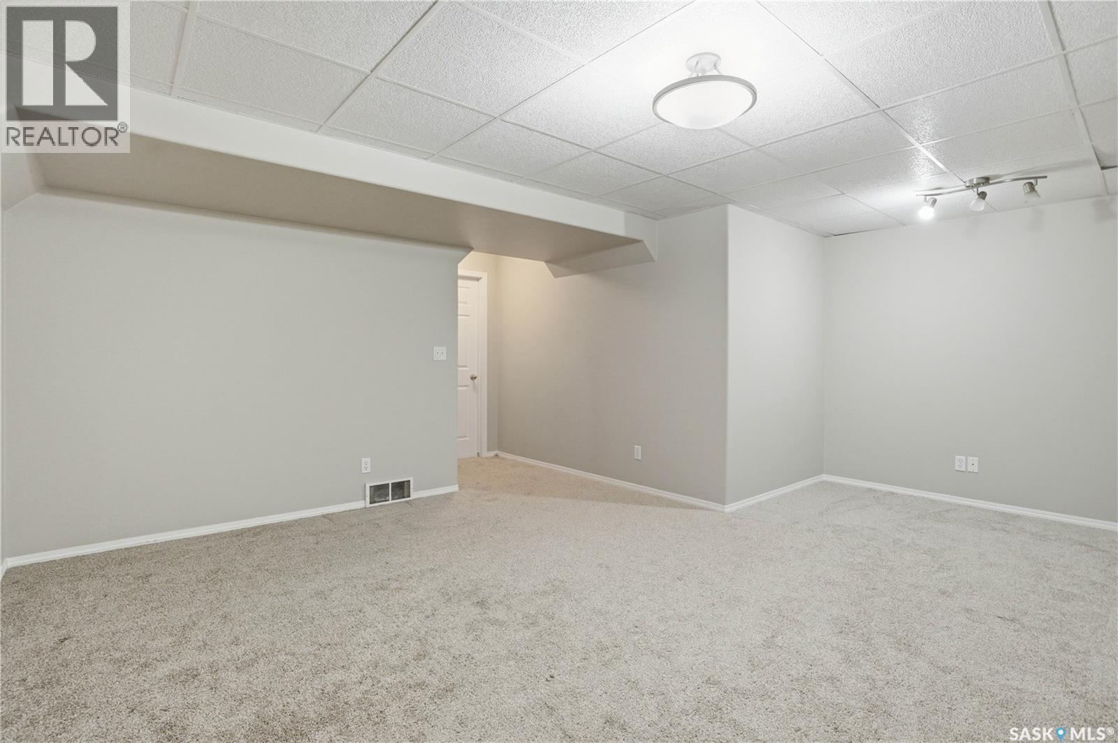35 110 Keevil Crescent, Saskatoon, Saskatchewan  S7N 4N8 - Photo 35 - SK035559