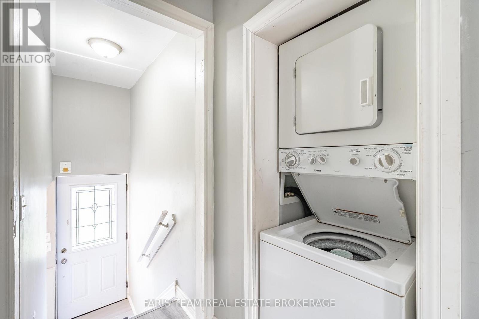 2 - 405 Bay Street, Midland, Ontario  L4R 1K7 - Photo 15 - S13134082