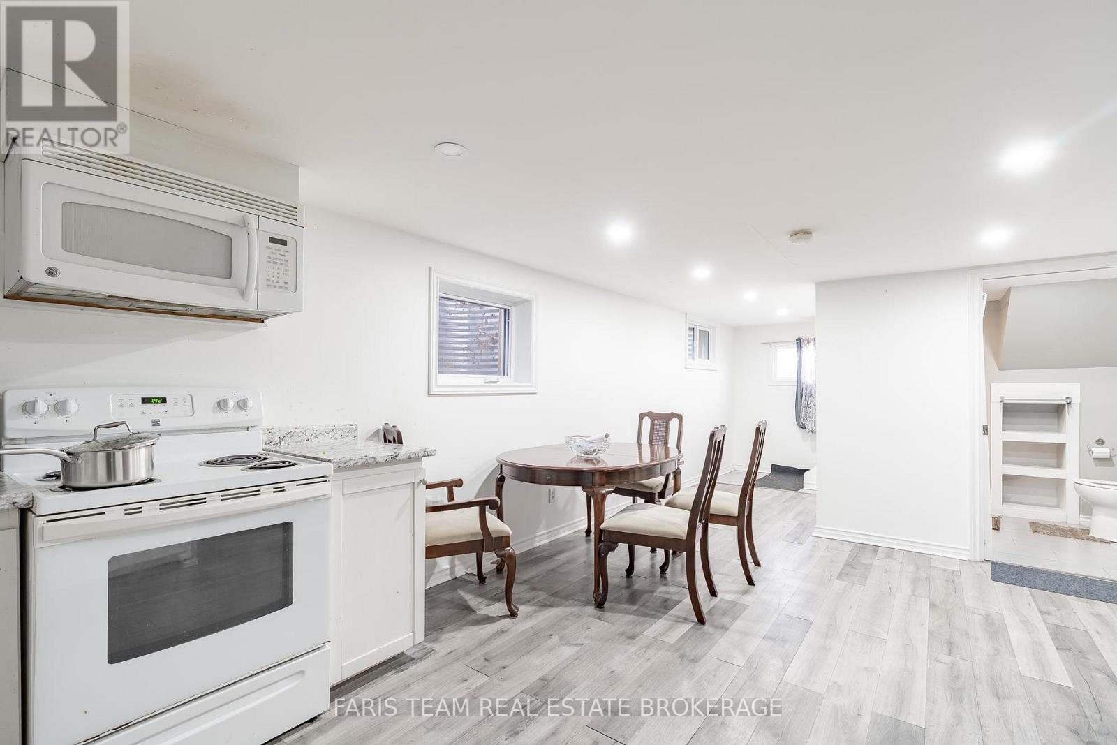 2 - 405 Bay Street, Midland, Ontario  L4R 1K7 - Photo 8 - S13134082
