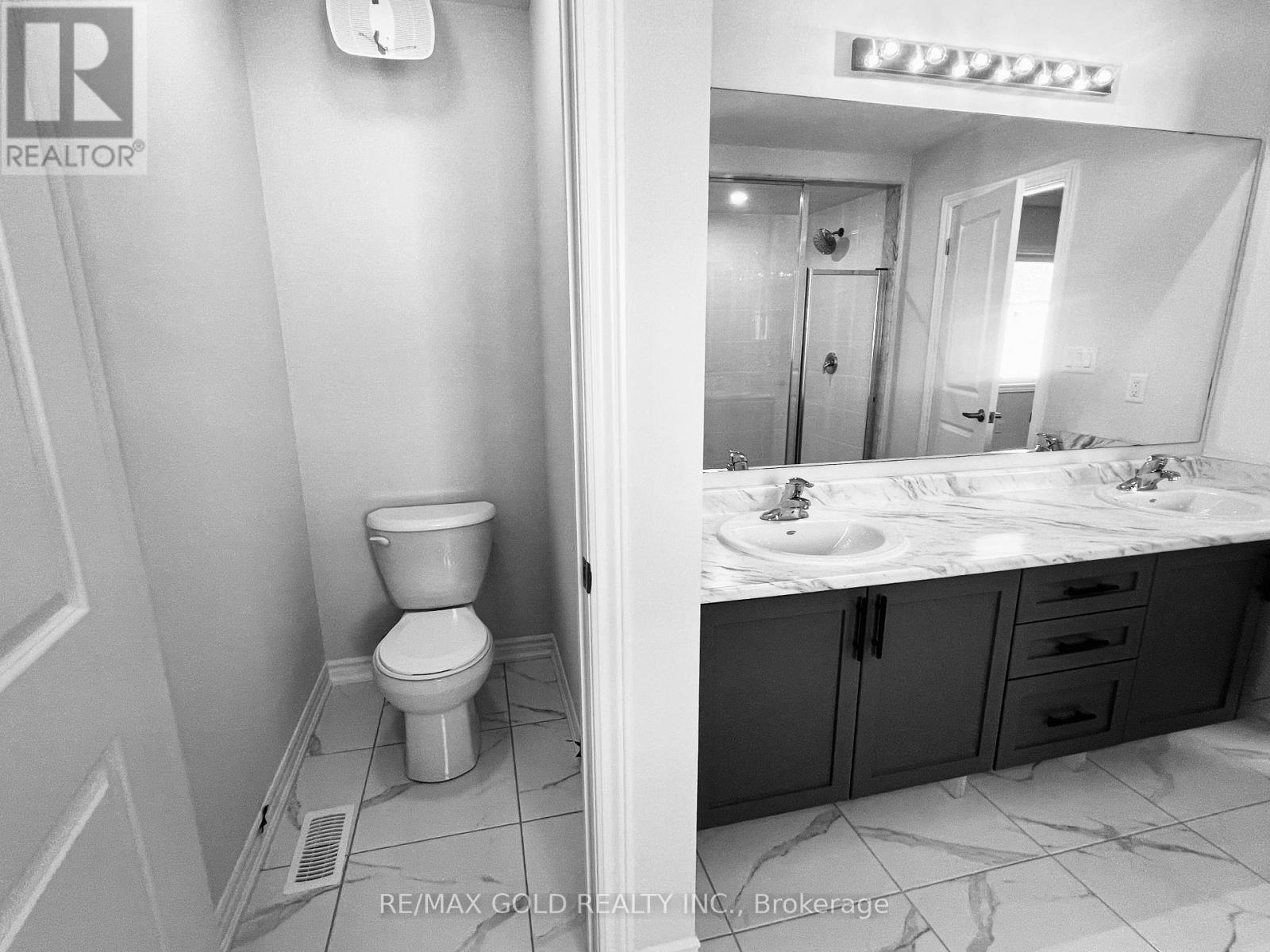 24 Hylton Drive, Barrie, Ontario  L9J 0W5 - Photo 19 - S13134116
