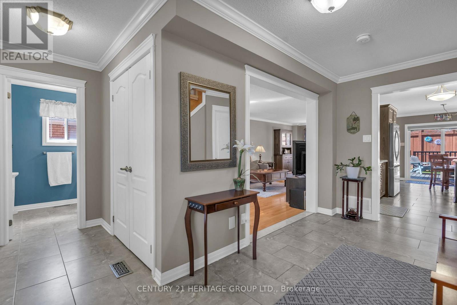73 Stollar Boulevard, Barrie (Little Lake), Ontario  L4M 6N3 - Photo 10 - S13134138