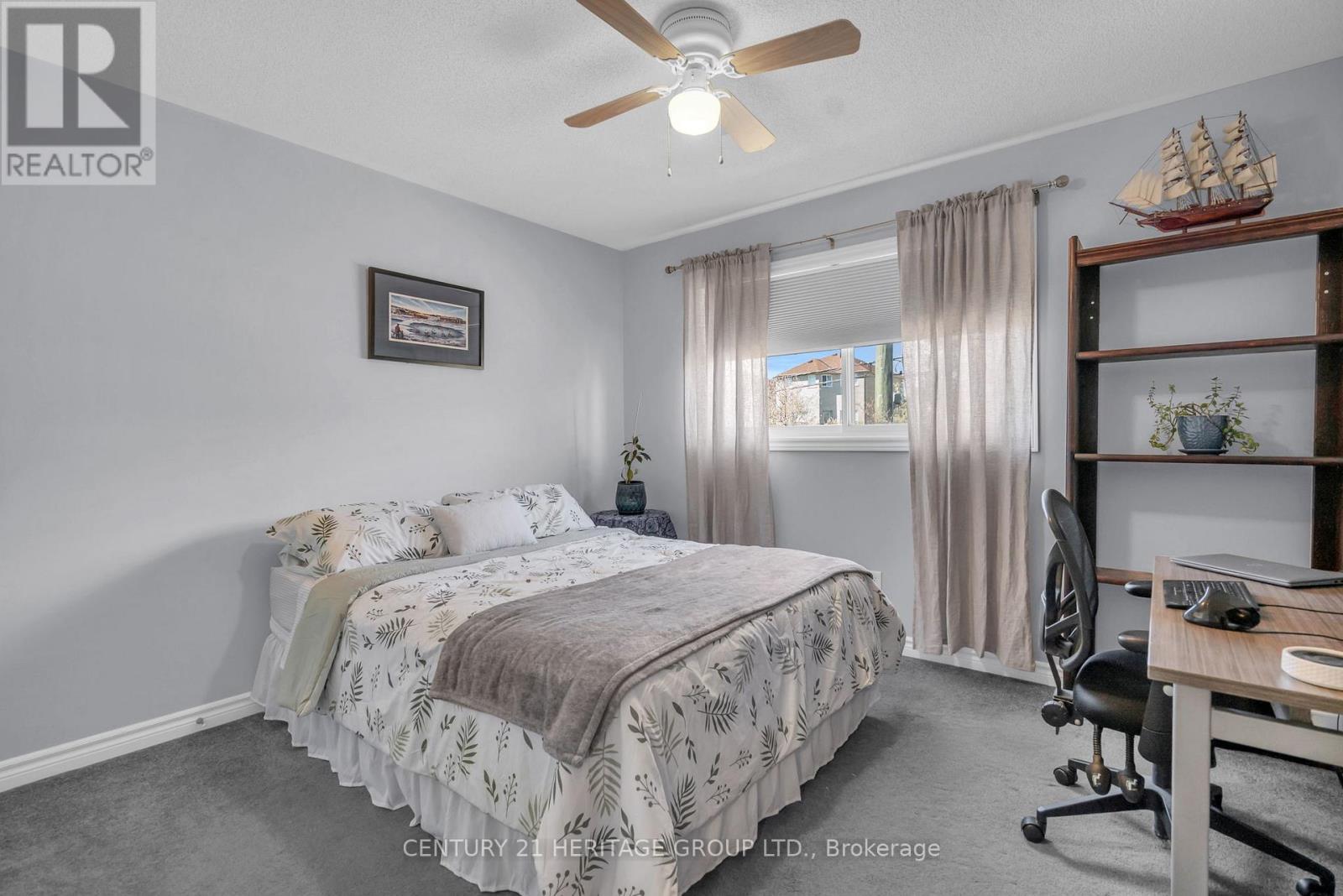 73 Stollar Boulevard, Barrie (Little Lake), Ontario  L4M 6N3 - Photo 35 - S13134138