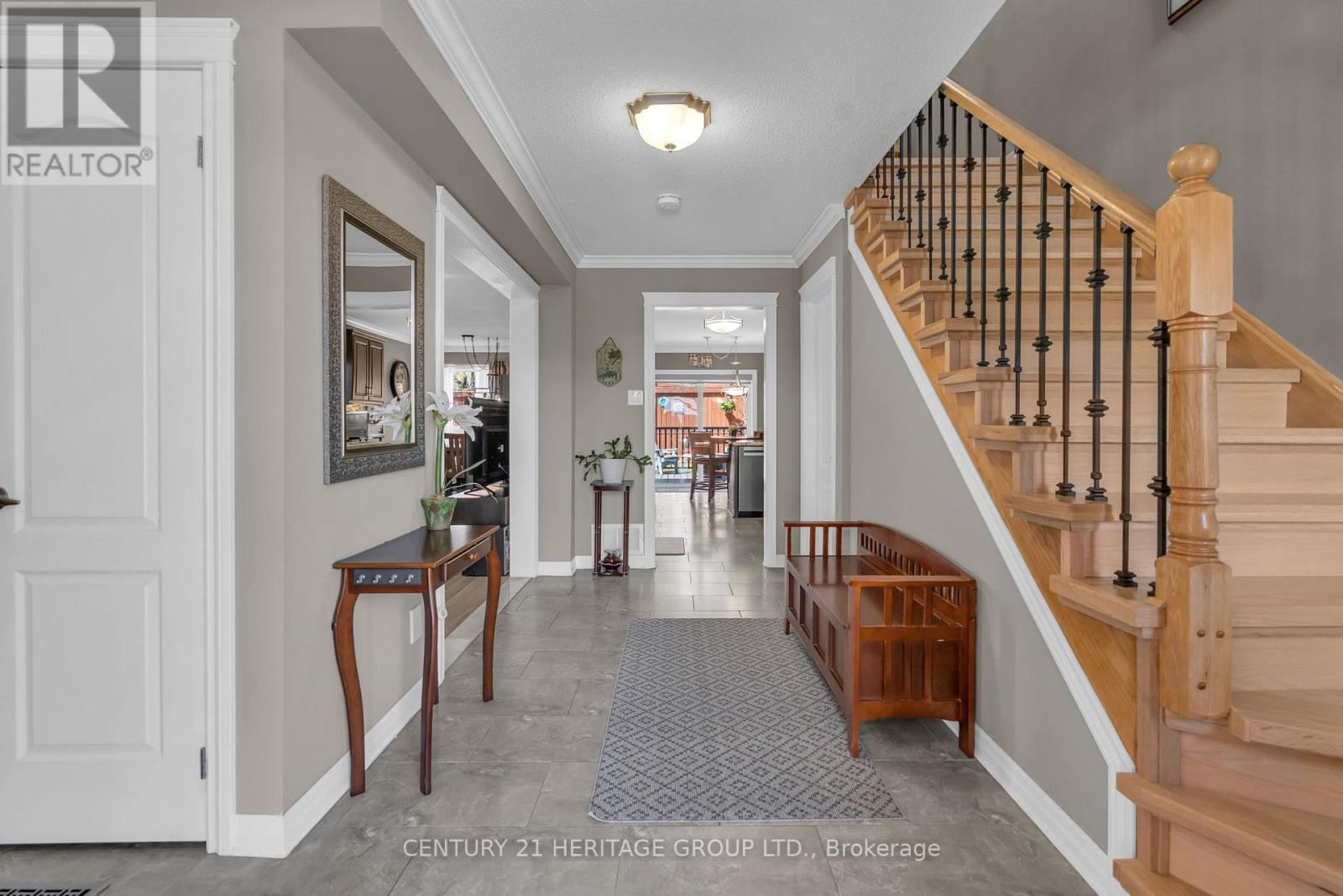 73 Stollar Boulevard, Barrie (Little Lake), Ontario  L4M 6N3 - Photo 8 - S13134138