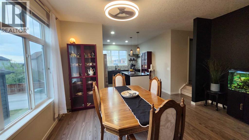 113 Copperpond Row SE, Calgary, Alberta  T2Z 1H3 - Photo 7 - A2302891