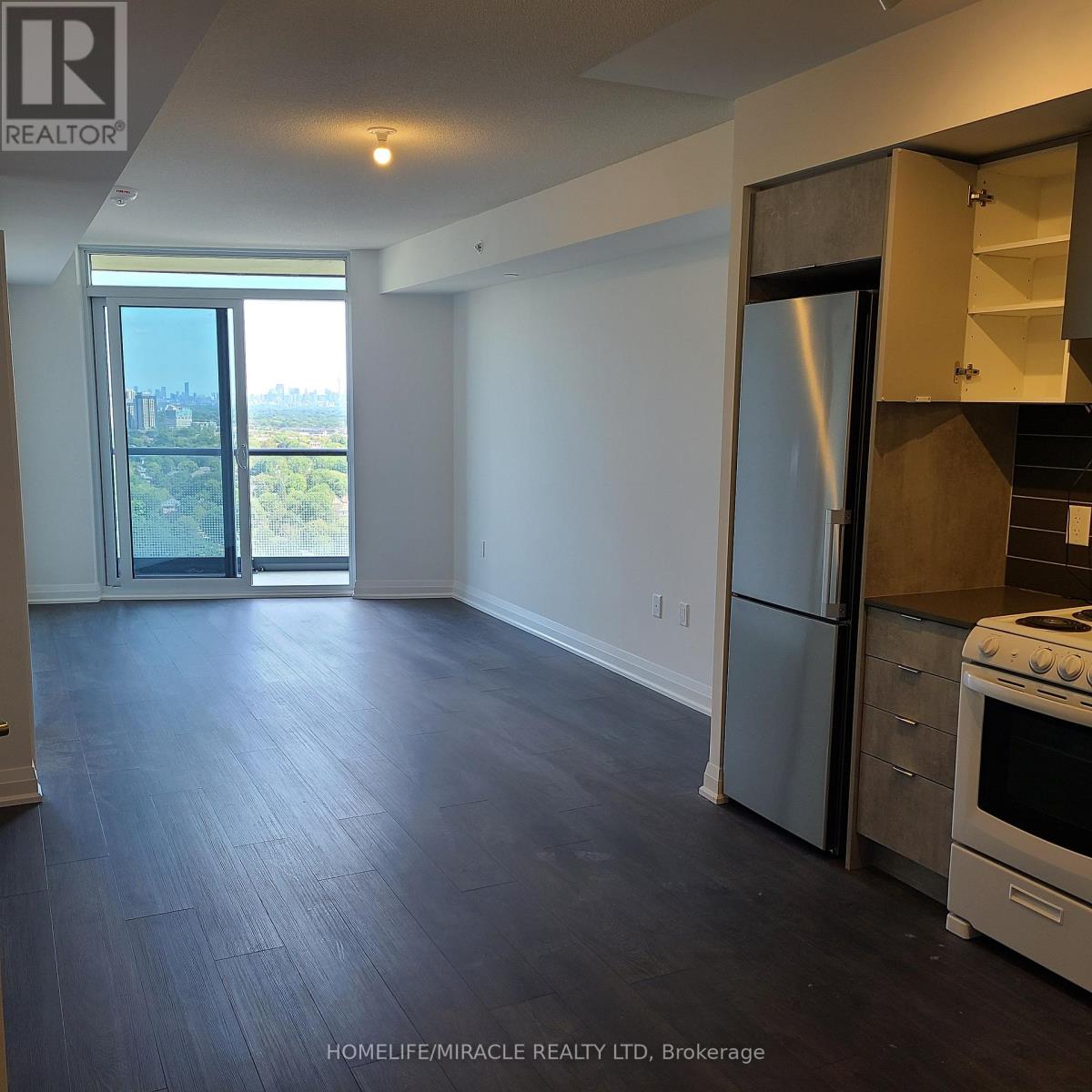 2406 - 30 Gibbs Road E, Toronto, Ontario  M9B 0E4 - Photo 1 - W13134058
