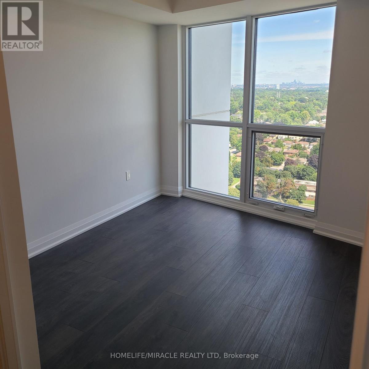 2406 - 30 Gibbs Road E, Toronto, Ontario  M9B 0E4 - Photo 2 - W13134058