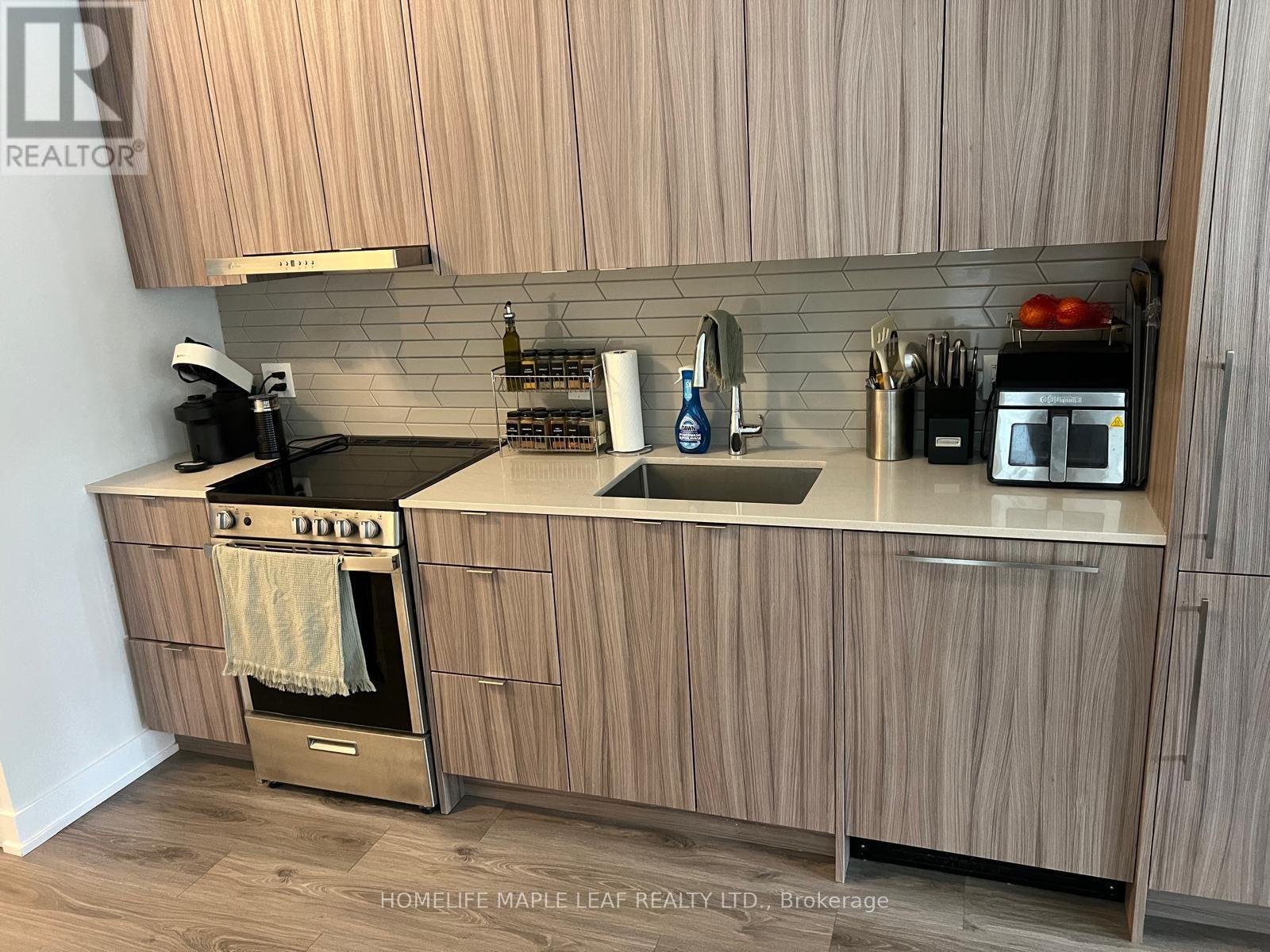 1907 - 4130 Parkside Village Drive, Mississauga (Creditview), Ontario  L5B 0L7 - Photo 2 - W13134090