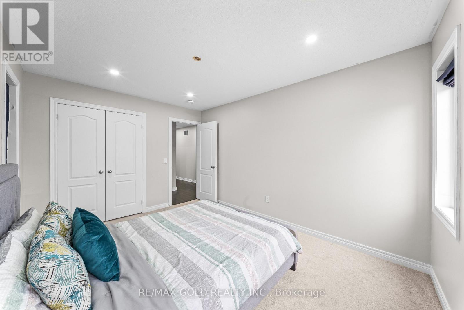 10 Rougebank Avenue, Caledon, Ontario  L7C 3V1 - Photo 35 - W13134114