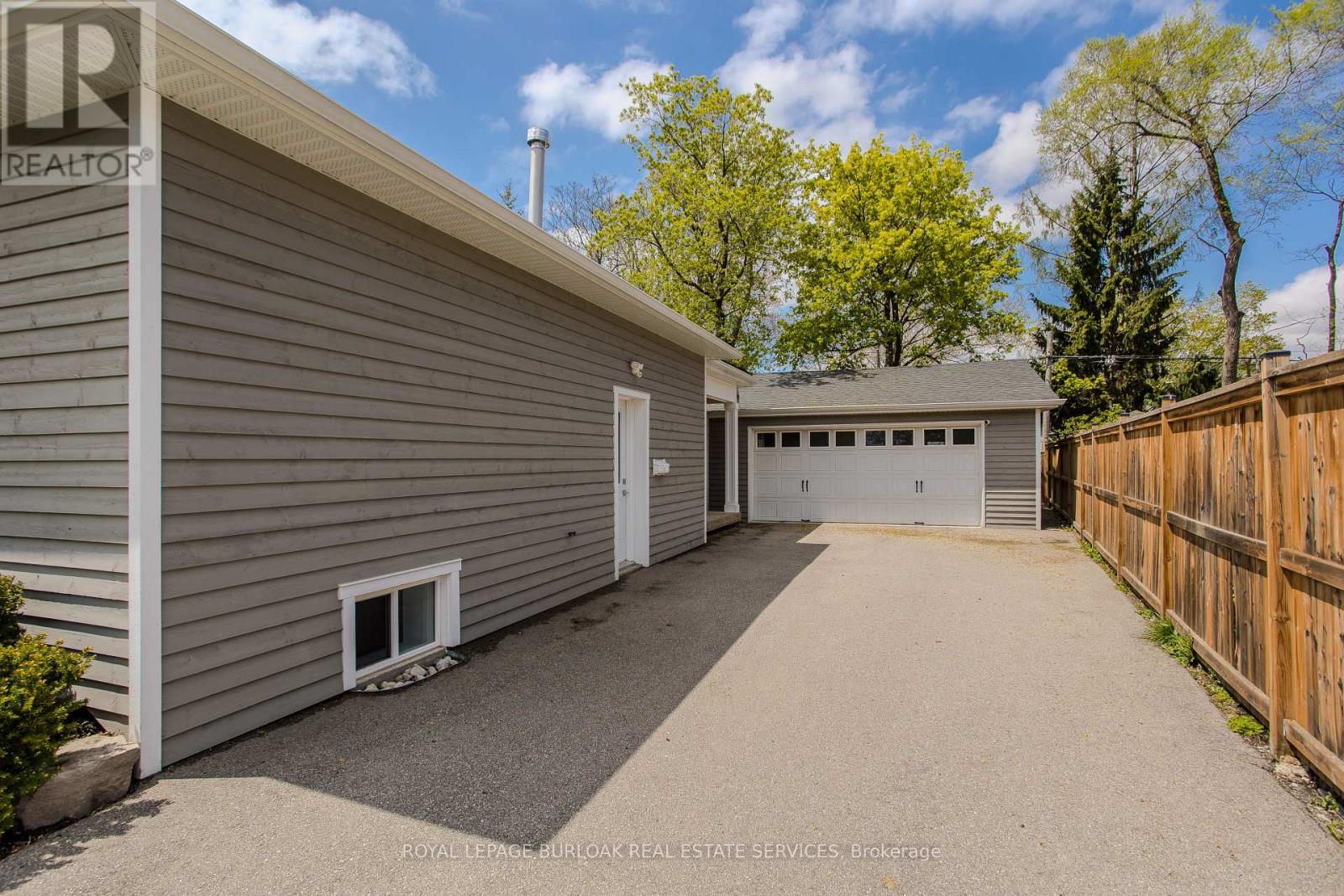 5411 Cornwall Crescent, Burlington, Ontario  L7L 3K2 - Photo 29 - W13134148