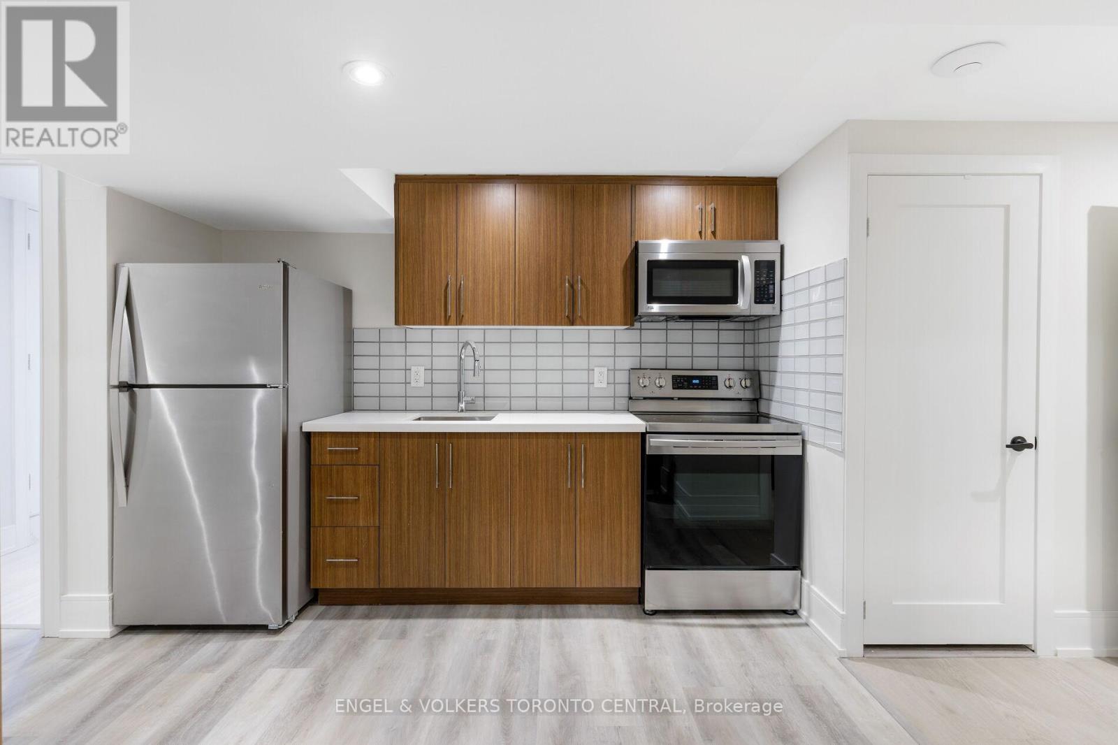 34 Rufford Road, Toronto, Ontario  M8W 4V6 - Photo 33 - W13134222
