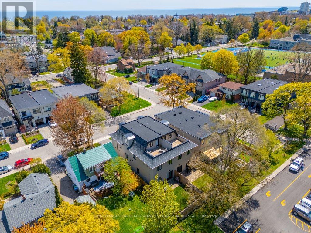 6 Iroquois Avenue, Mississauga, Ontario  L5G 1M6 - Photo 40 - W13134252