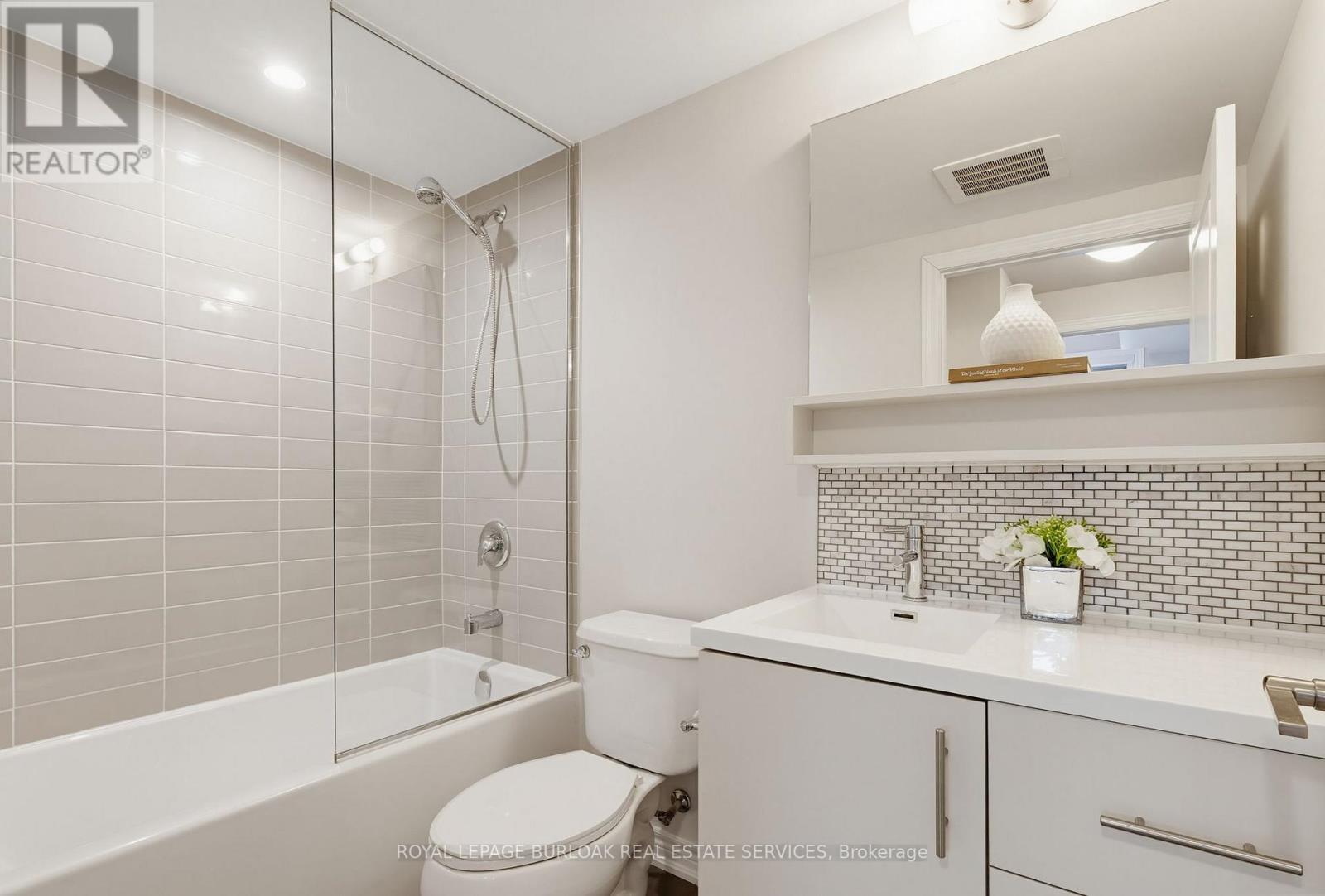 202 - 457 Plains Road E, Burlington, Ontario  L7T 0B8 - Photo 15 - W13134296