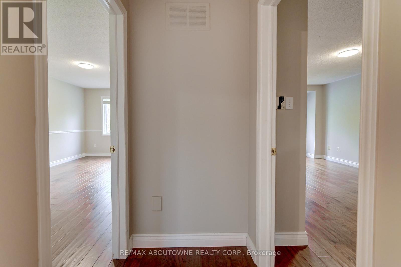 1154 Glen Valley Road, Oakville, Ontario  L6M 3K6 - Photo 22 - W13134310