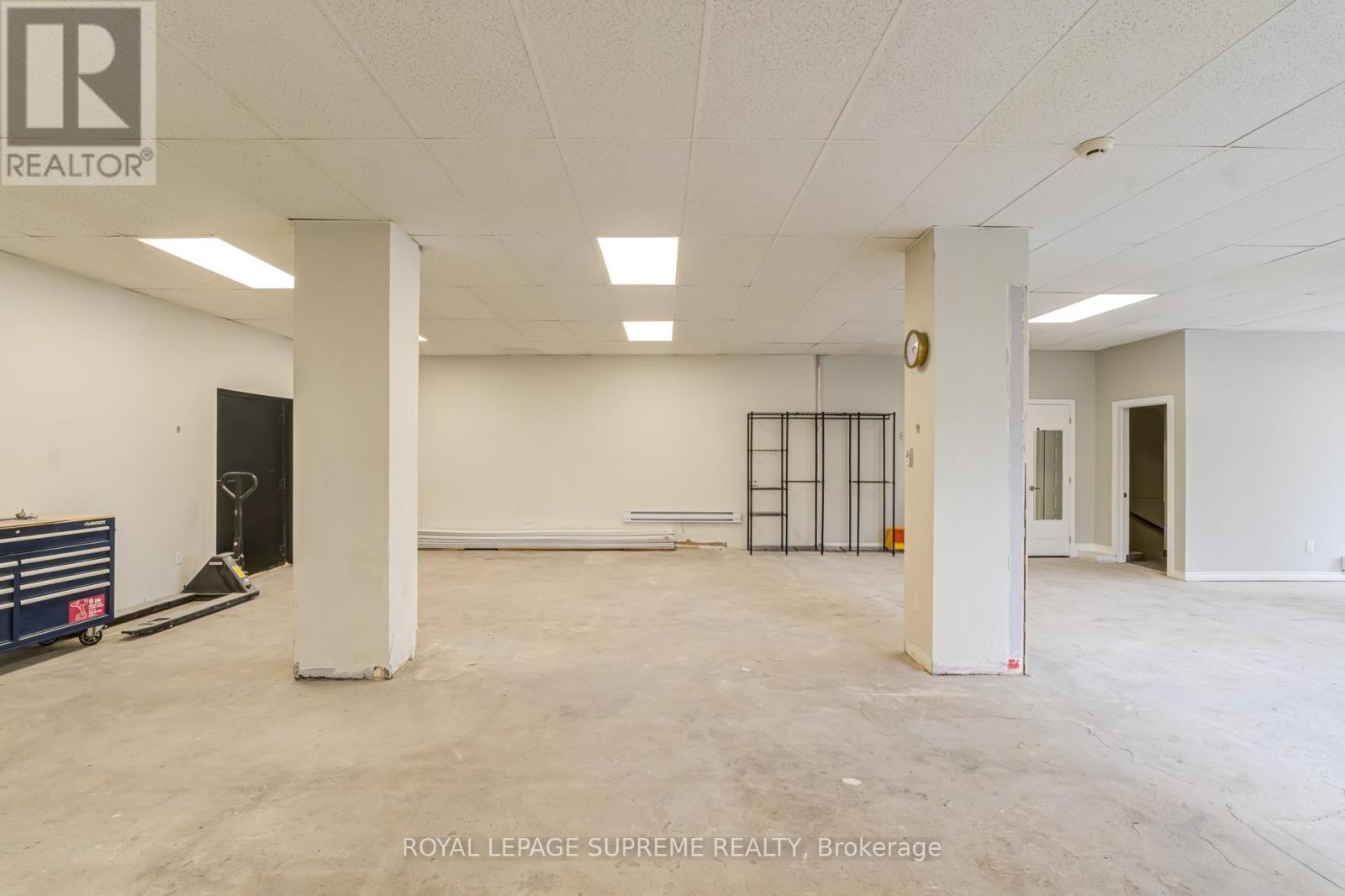5 - 2696 St Clair Avenue W, Toronto, Ontario M6N 1M2 - Photo 10 - W13134398