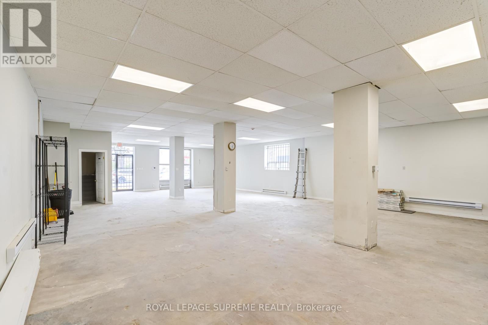5 - 2696 St Clair Avenue W, Toronto, Ontario M6N 1M2 - Photo 15 - W13134398