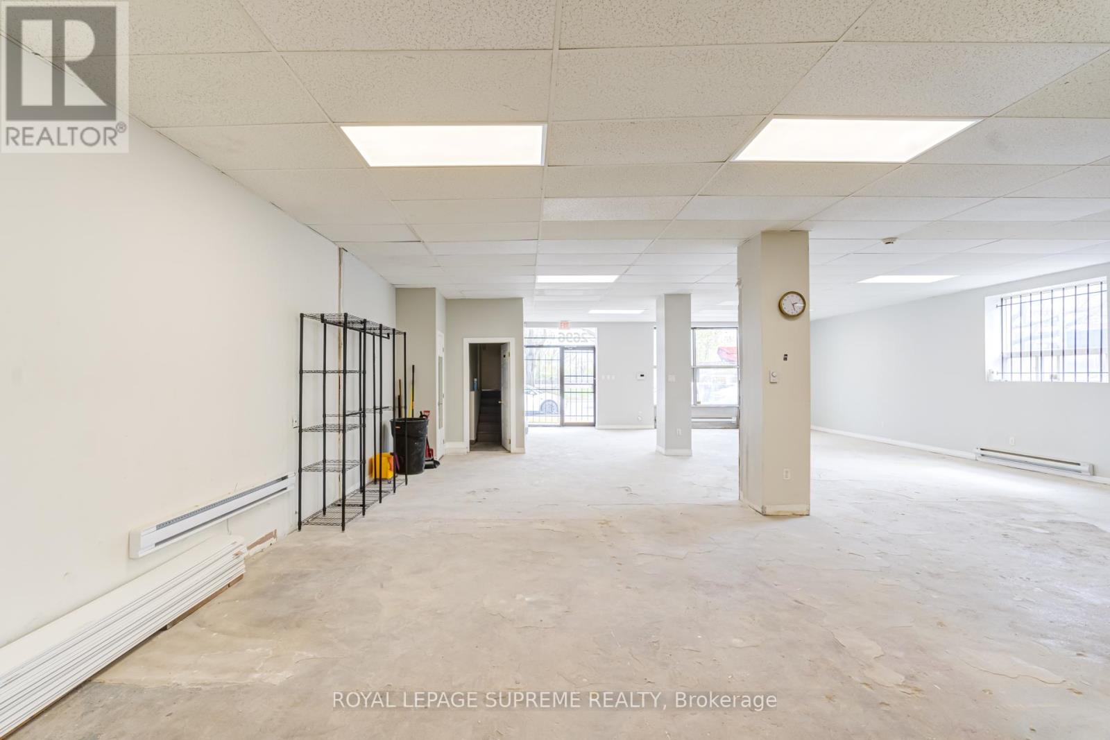 5 - 2696 St Clair Avenue W, Toronto, Ontario M6N 1M2 - Photo 16 - W13134398