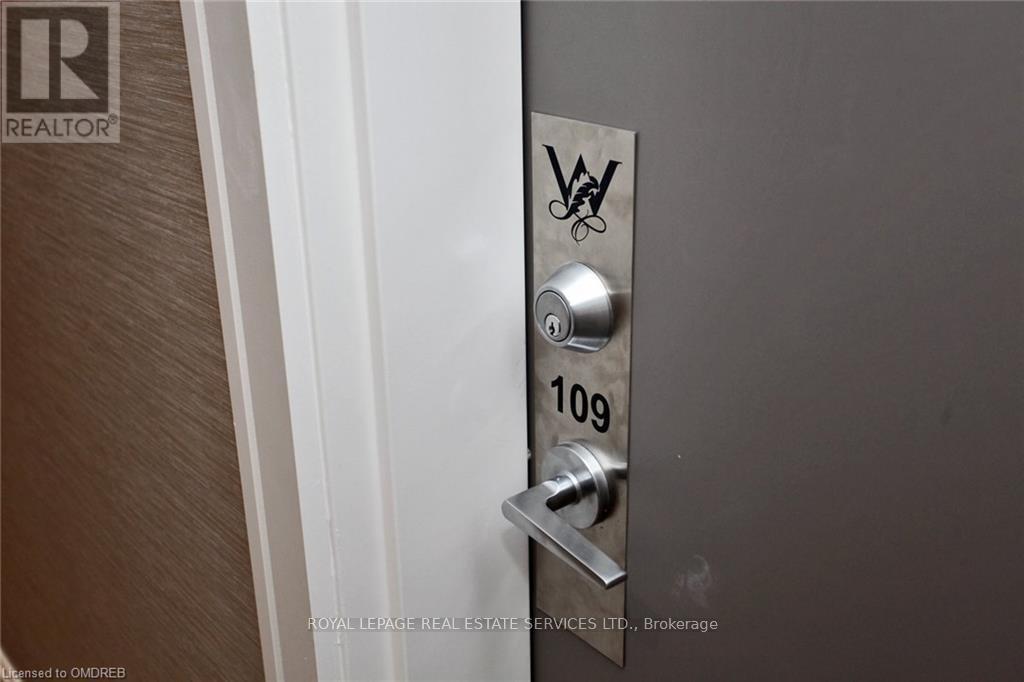 109 - 128 Garden Drive, Oakville, Ontario  L6K 0H7 - Photo 3 - W13134408