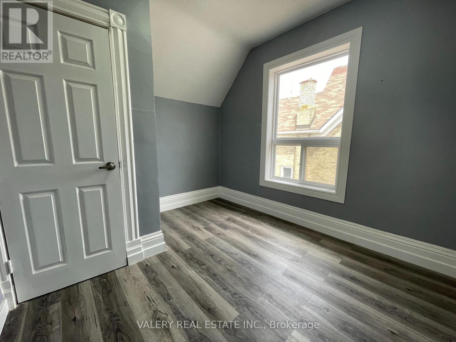 Main - 49 Madison Avenue N, Kitchener, Ontario  N2H 2Z5 - Photo 13 - X13134280