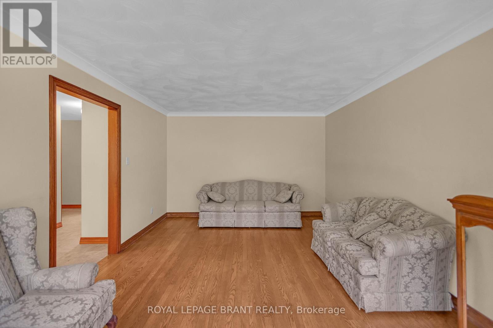 10 Burnside Drive, Brant, Ontario  N0B 1E0 - Photo 7 - X13134386