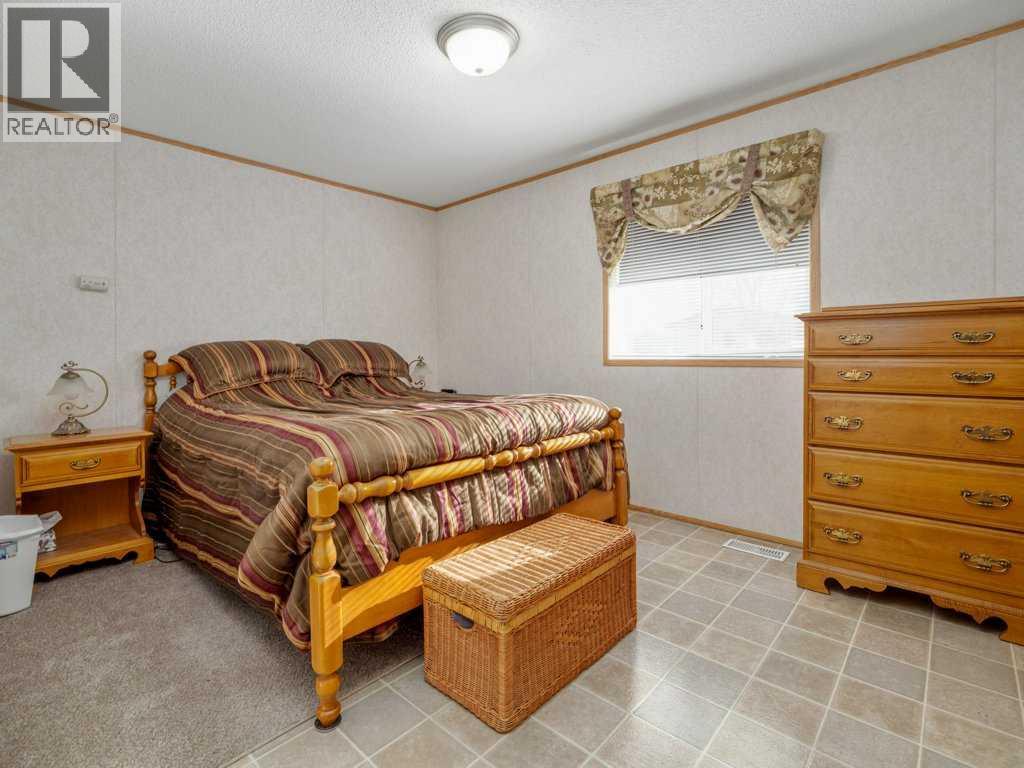 206 Station Boulevard, Coaldale, Alberta  T1M 1P5 - Photo 10 - A2270594