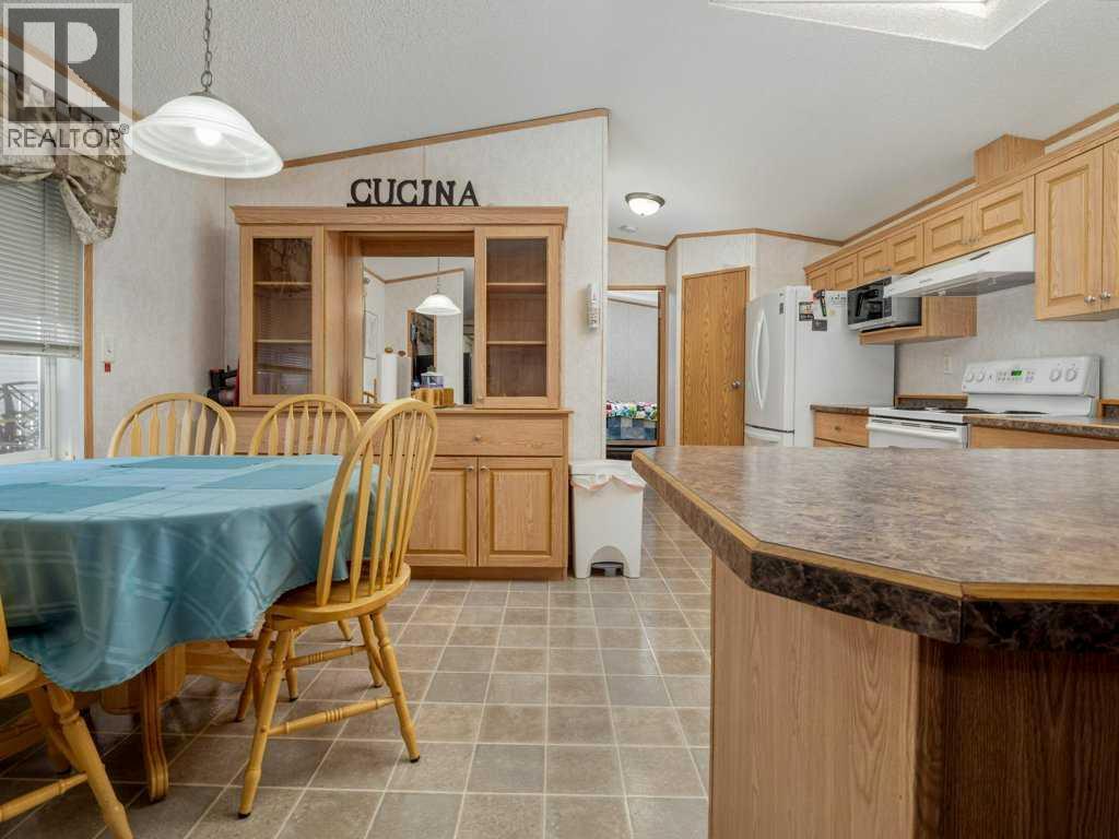 206 Station Boulevard, Coaldale, Alberta  T1M 1P5 - Photo 16 - A2270594