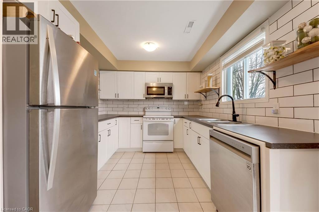 99 Canrobert Street, Woodstock, Ontario  N4S 8X5 - Photo 7 - 40825424