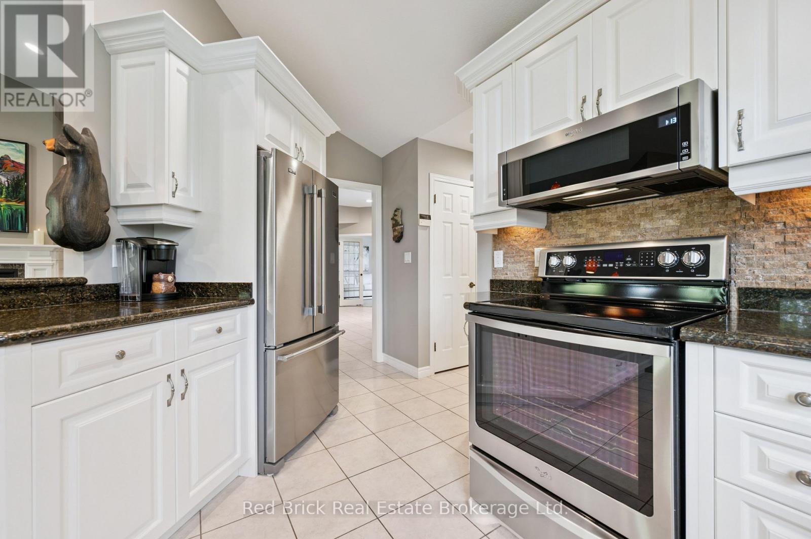326 Erb Street, Centre Wellington, Ontario  N0B 1S0 - Photo 12 - X13134552