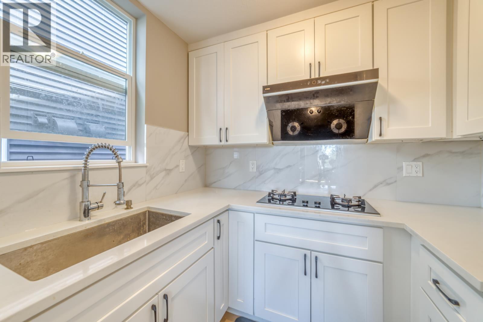 3490 Danielson Drive, Coquitlam, British Columbia  V3E 0N4 - Photo 15 - R3123506