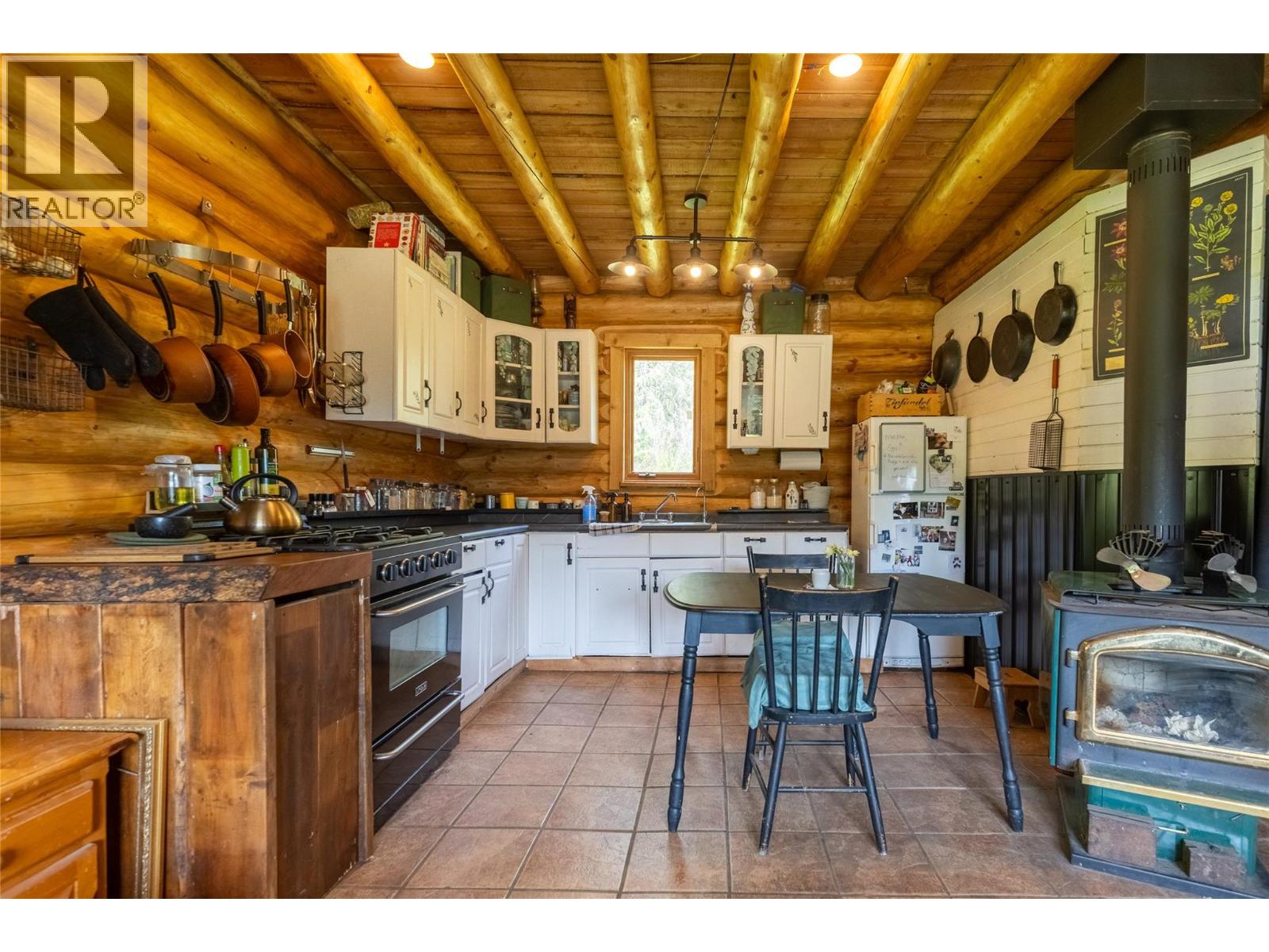 6179 Kubinec Road, Fernie, British Columbia  V0B 1M1 - Photo 9 - 10387287