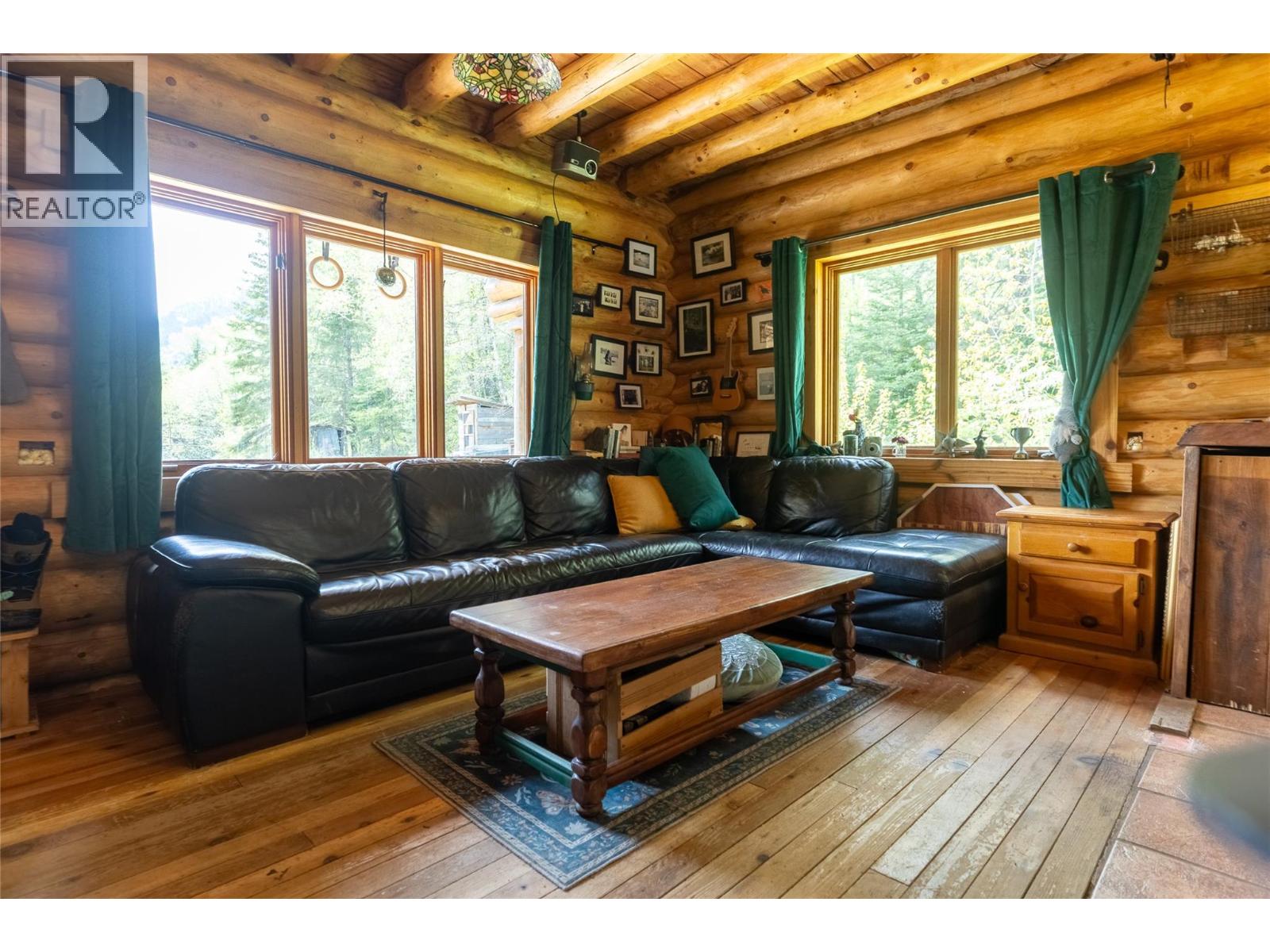 6179 Kubinec Road, Fernie, British Columbia  V0B 1M1 - Photo 8 - 10387287