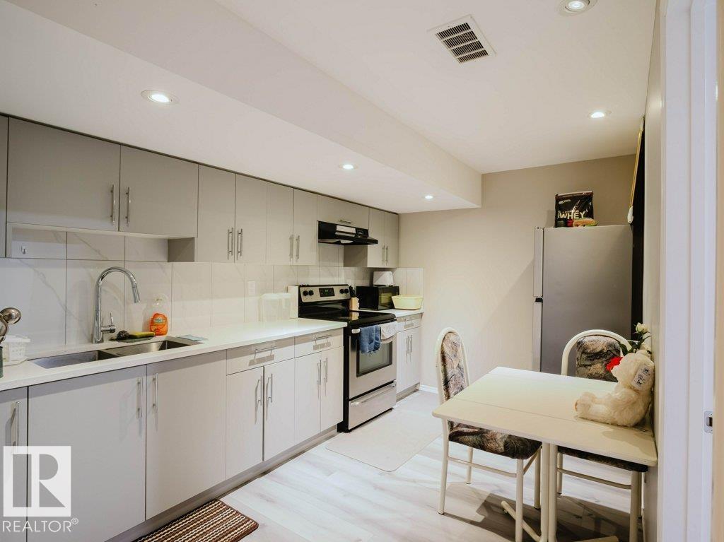 7607 24 Av Sw, Edmonton, Alberta  T6X 1S6 - Photo 30 - E4488000