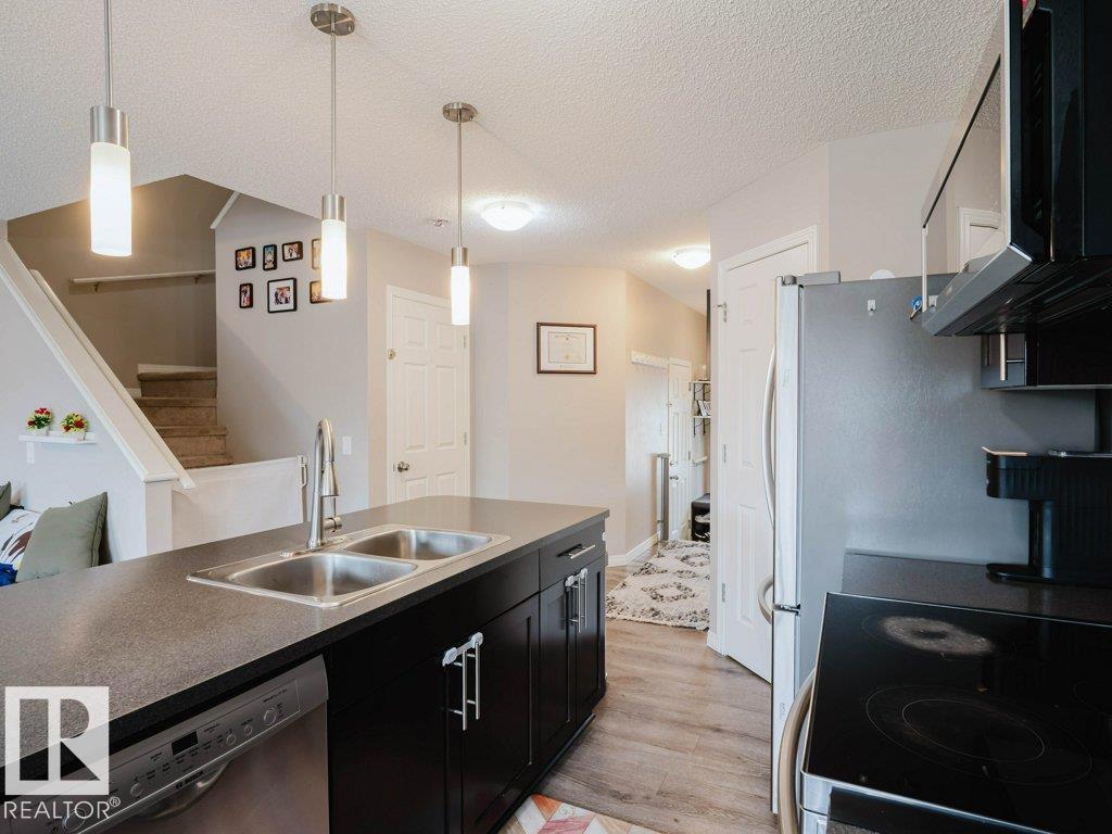 7607 24 Av Sw, Edmonton, Alberta  T6X 1S6 - Photo 7 - E4488000