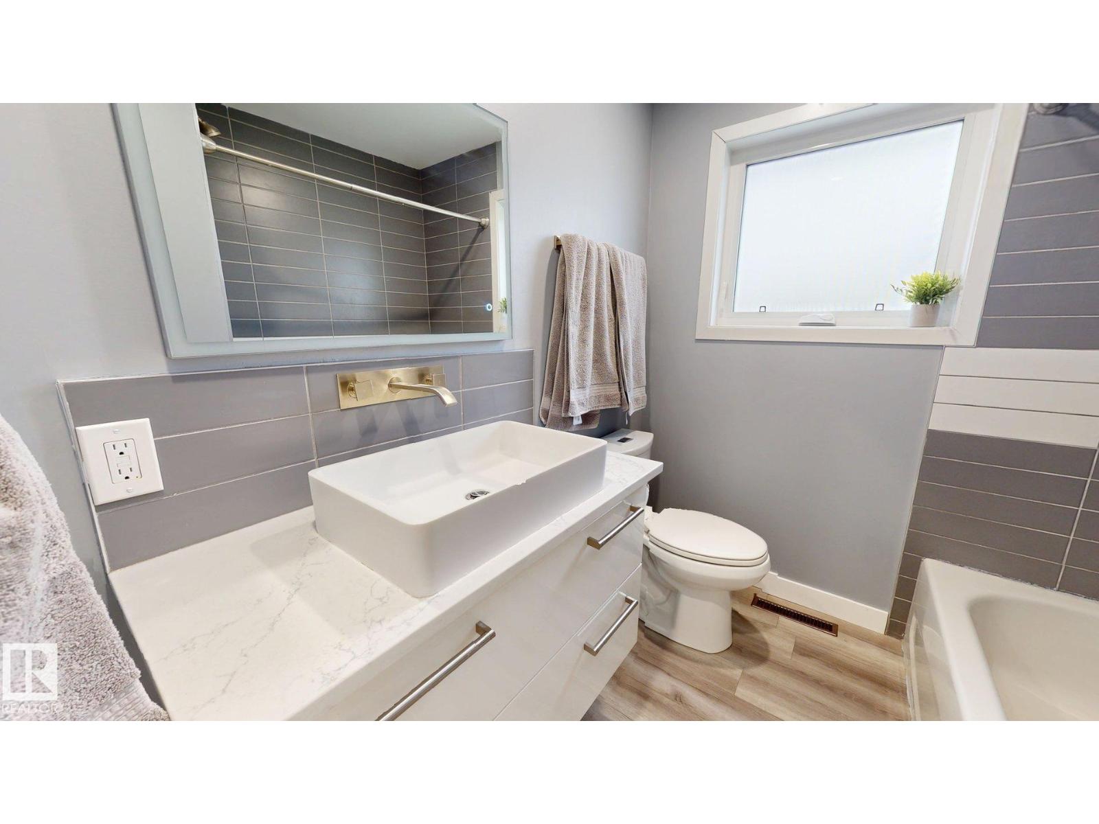 5308 94b Av Nw, Edmonton, Alberta  T6B 0Z3 - Photo 9 - E4488001