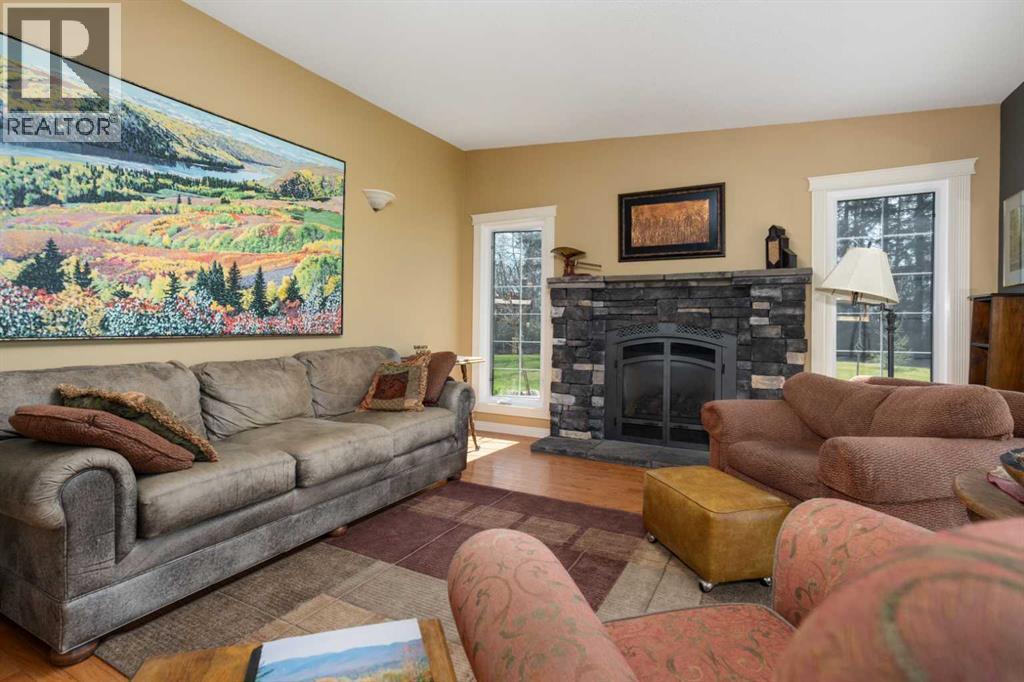 46275 Range Road 211, Rural Camrose County, Alberta  T4V 1X8 - Photo 14 - A2310365