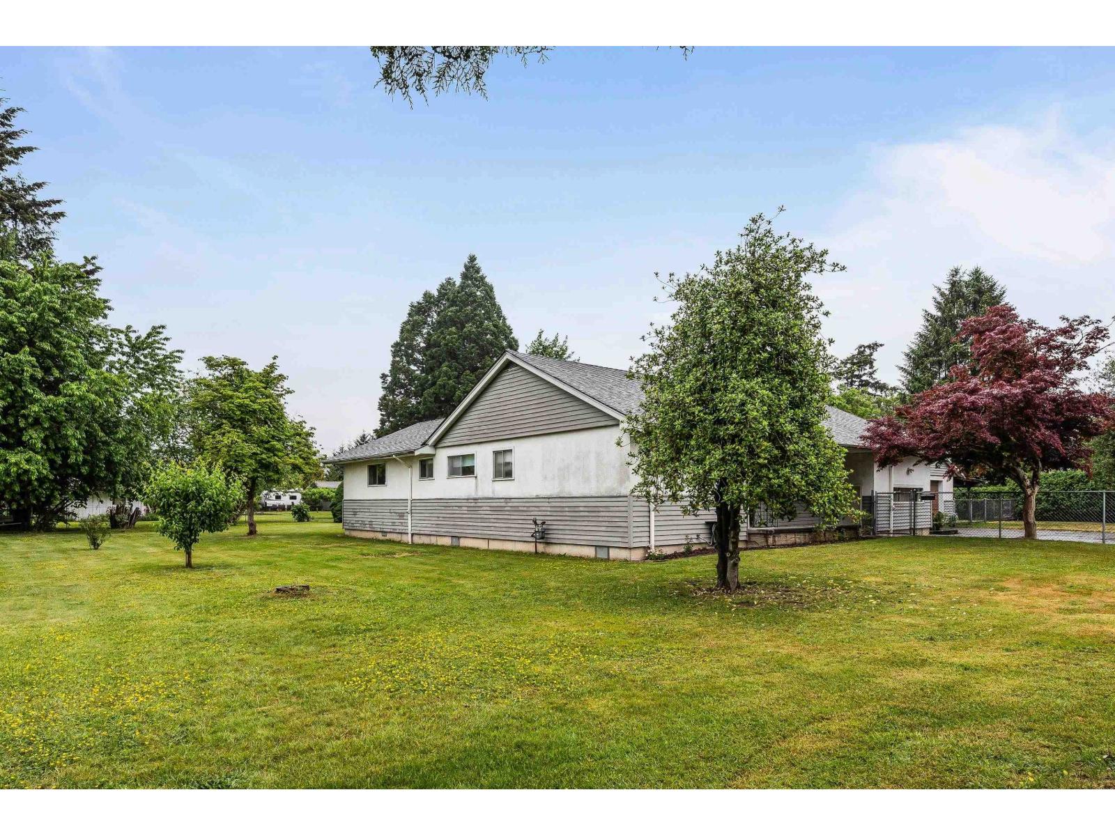 47123 First Avenue, Chilliwack Proper East, Chilliwack, British Columbia  V2P 8B6 - Photo 3 - R3124015
