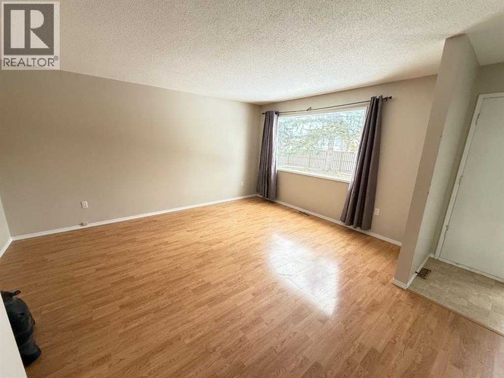 27, 441 Switzer Drive, Hinton, Alberta  T7V 1Z7 - Photo 10 - A2267409