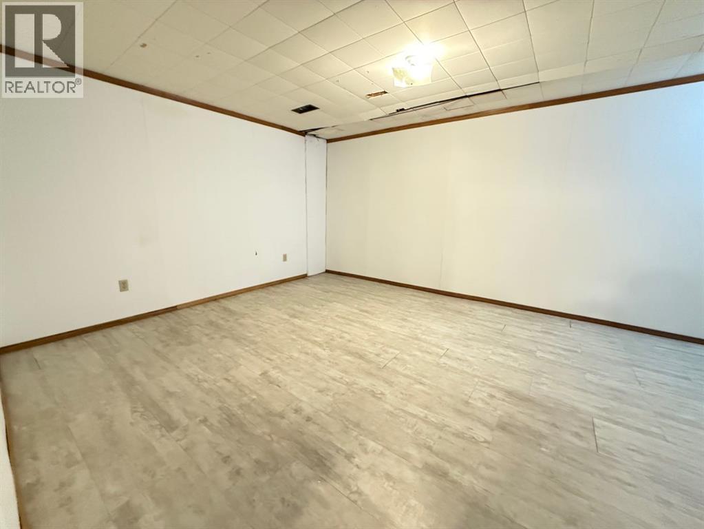27, 441 Switzer Drive, Hinton, Alberta  T7V 1Z7 - Photo 18 - A2267409
