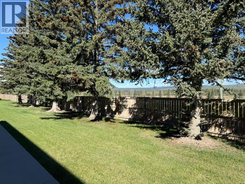 27, 441 Switzer Drive, Hinton, Alberta  T7V 1Z7 - Photo 2 - A2267409