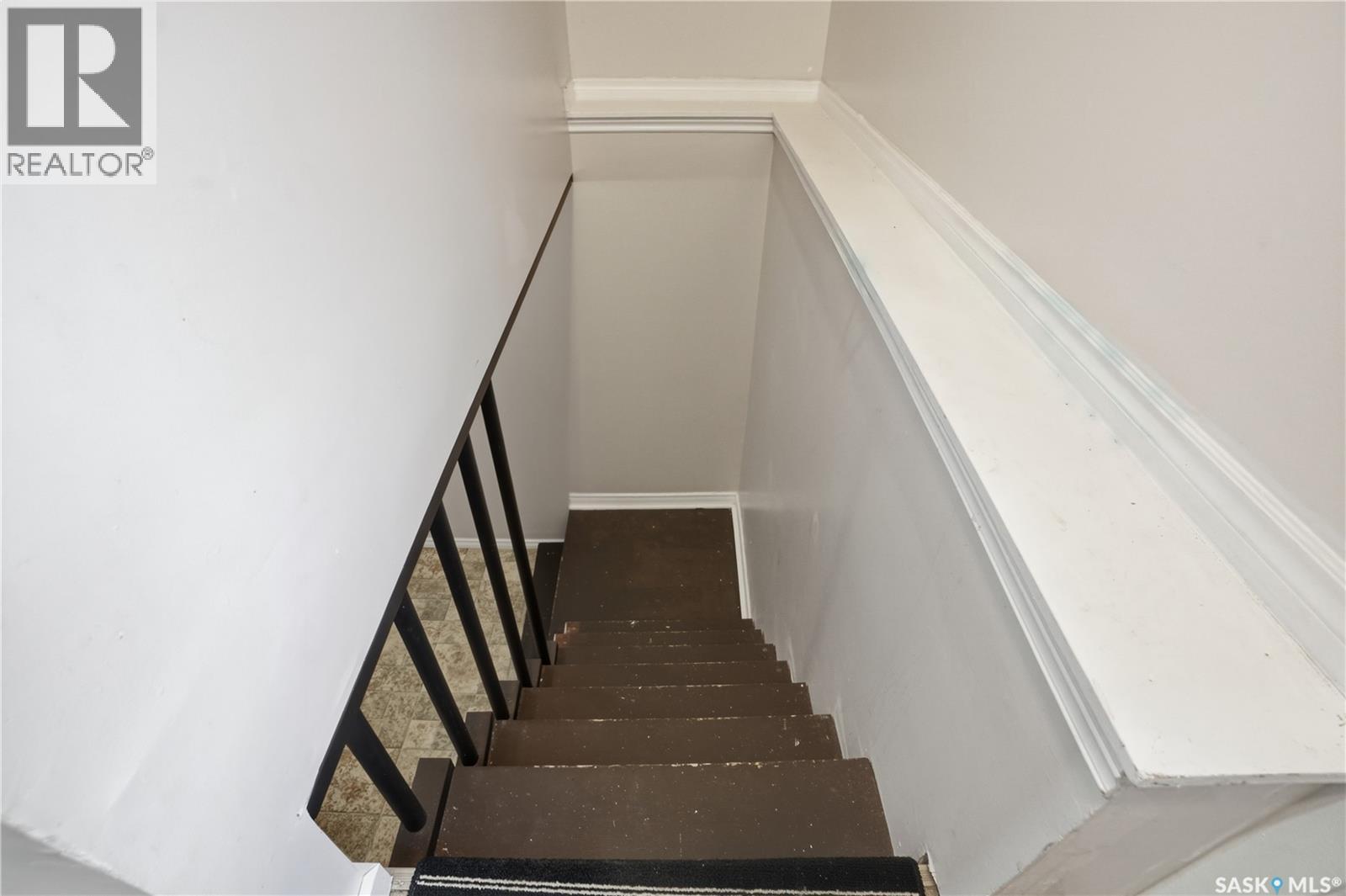 1113 Wilson Crescent, Saskatoon, Saskatchewan  S7J 2M7 - Photo 26 - SK036006