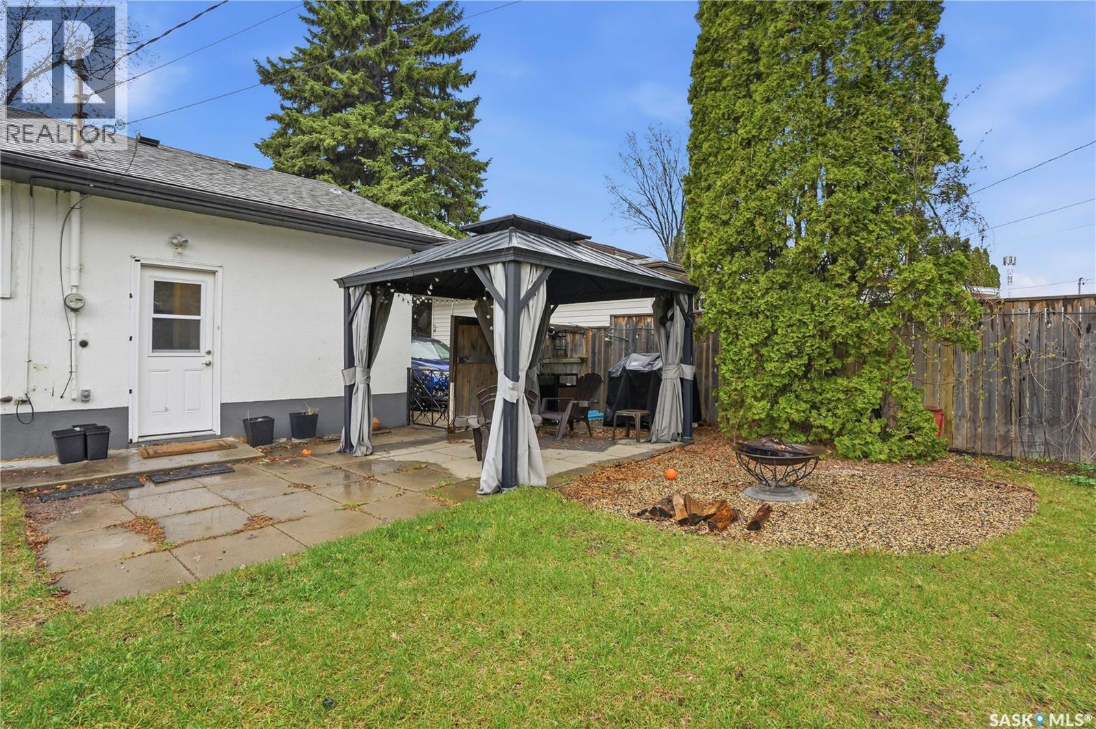 1113 Wilson Crescent, Saskatoon, Saskatchewan  S7J 2M7 - Photo 45 - SK036006