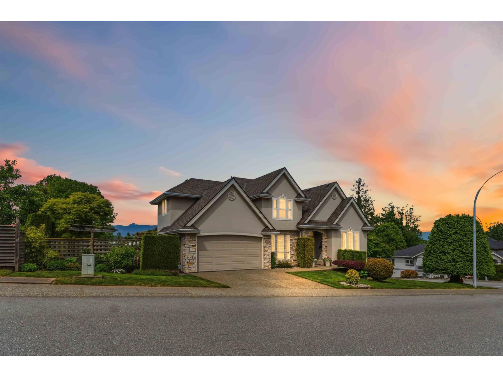 17087 104a Avenue, Surrey, British Columbia V4N 4W5 - Photo 1 - R3123875