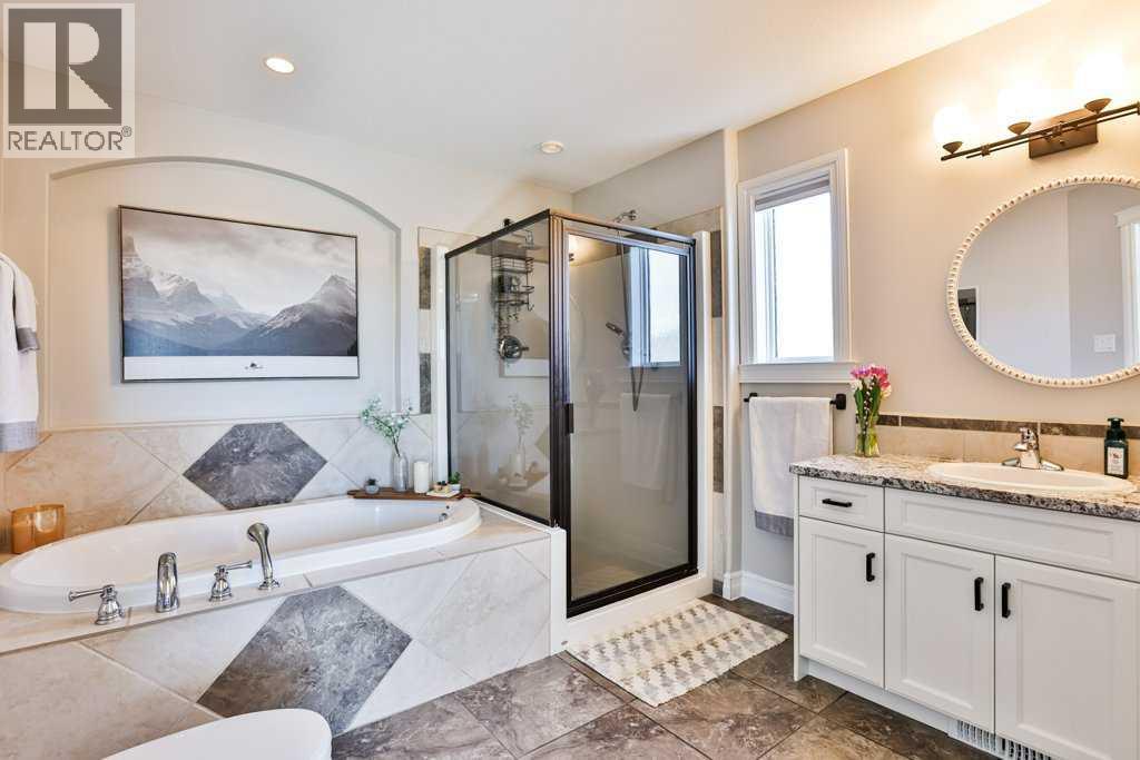 416 Haru Moriyama Place N, Lethbridge, Alberta  T1H 5P1 - Photo 17 - A2294063