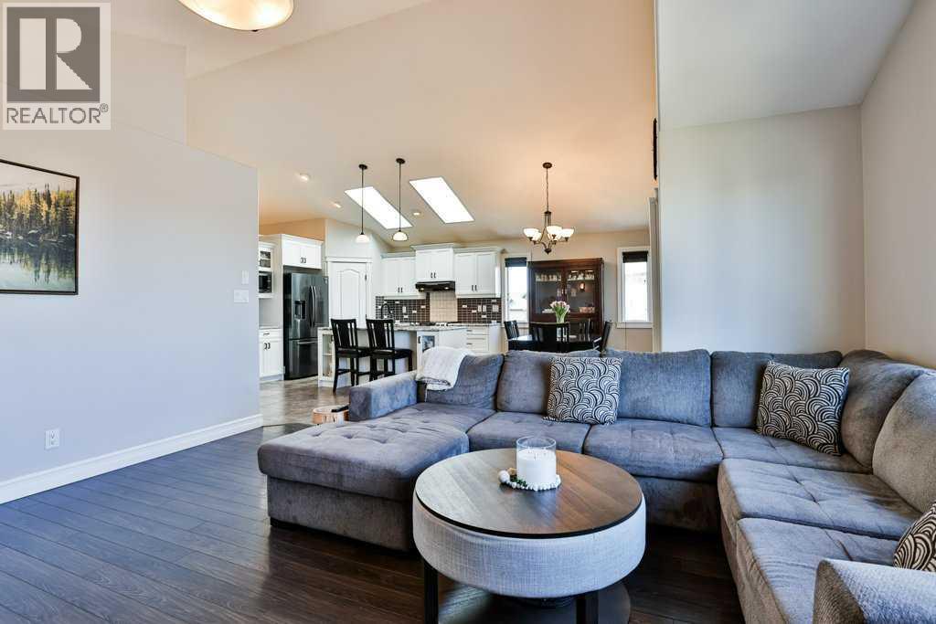 416 Haru Moriyama Place N, Lethbridge, Alberta  T1H 5P1 - Photo 13 - A2294063
